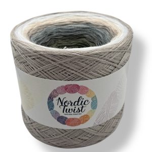 Alternative view of M17 - Nordic Forest Path